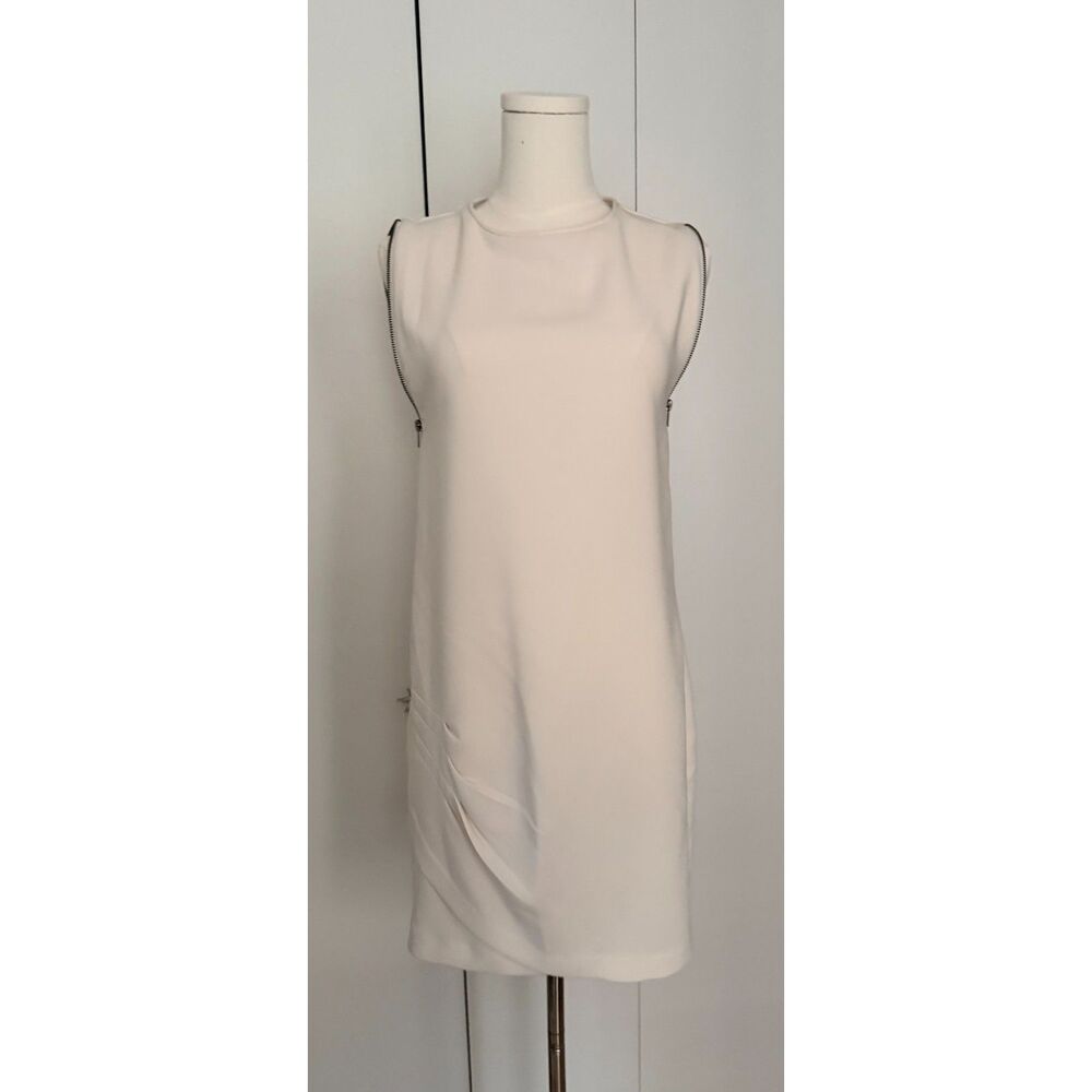 BCBGENERATION Size M Women's Side zip sleeveless White Short Dress
